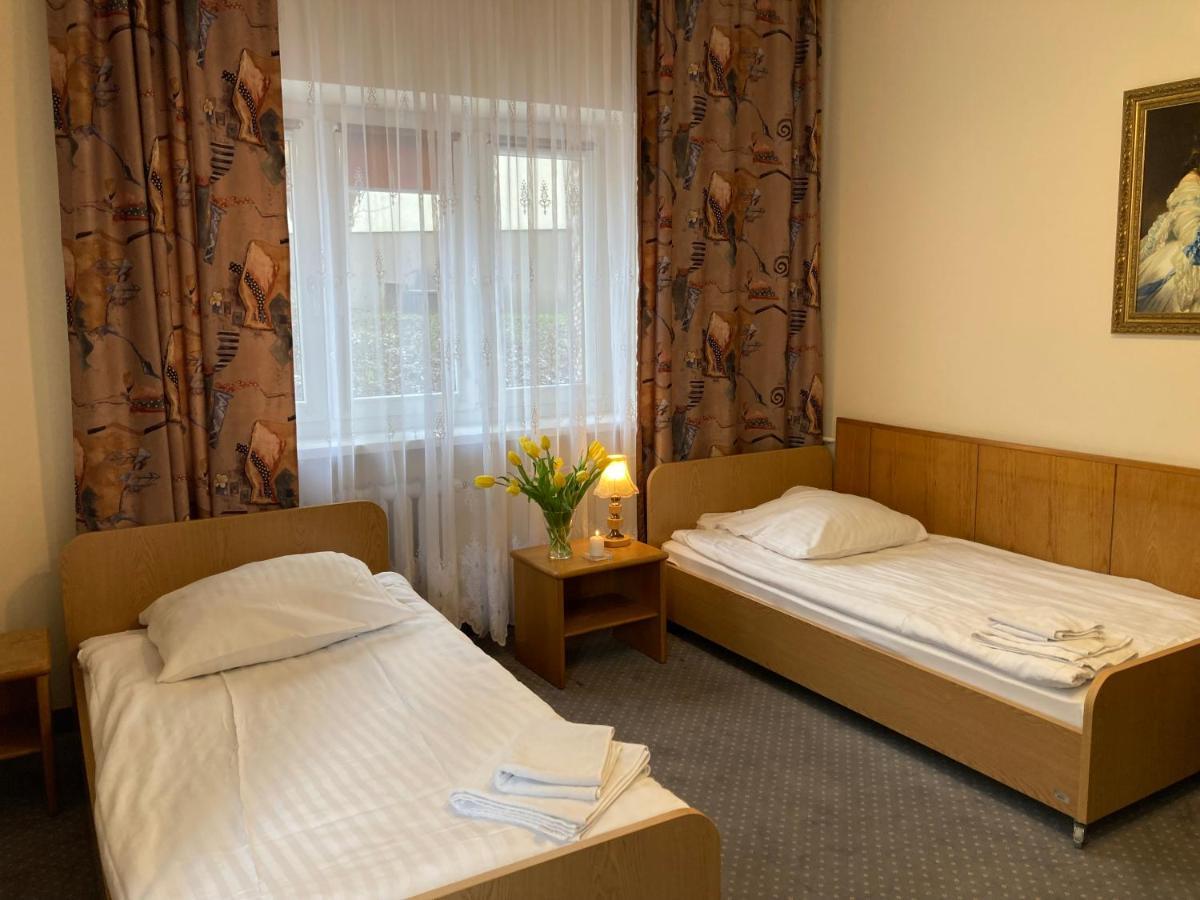 Karat Bed & Breakfast Warsaw Exterior photo