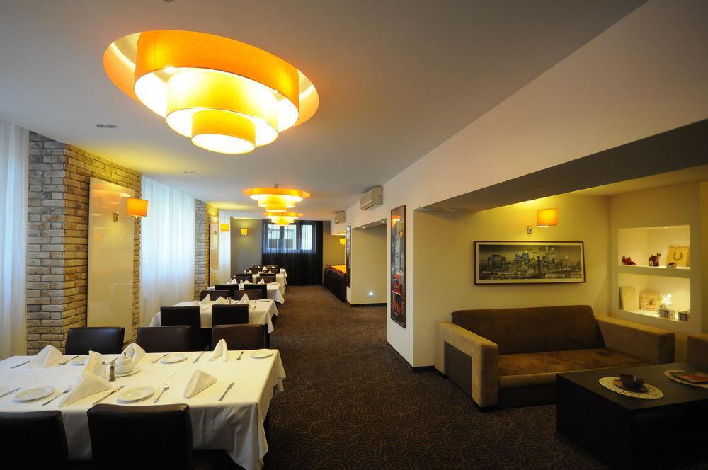 Karat Bed & Breakfast Warsaw Exterior photo